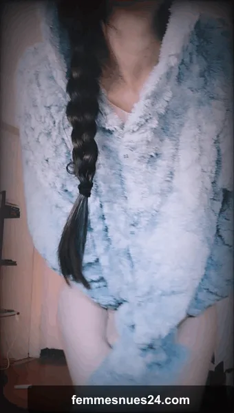 No underwear allowed