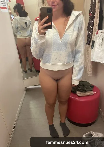 Dressing room cutie
